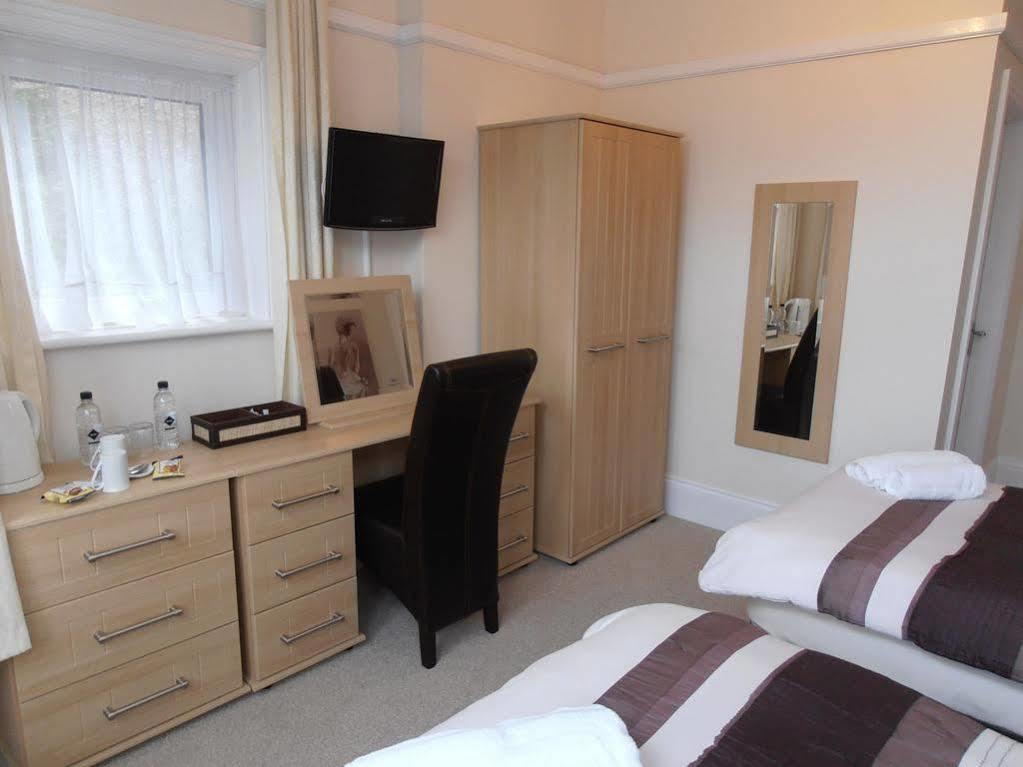 Blueshutters Hotel Poole Ngoại thất bức ảnh