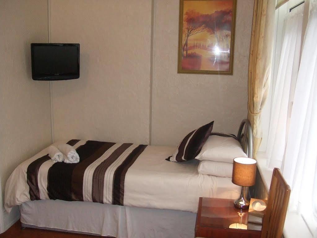 Blueshutters Hotel Poole Ngoại thất bức ảnh